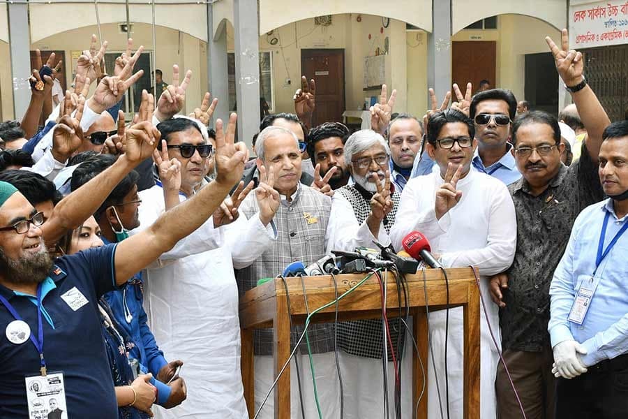 AL candidate wins Dhaka-10 by-election, turnout 5.28pc