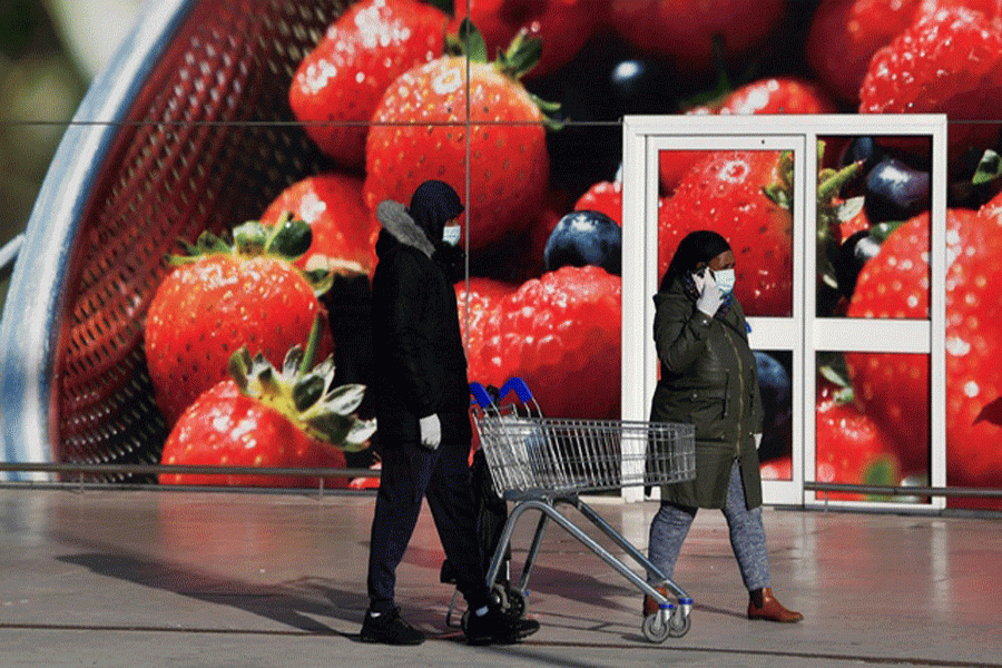 Food security worldwide at risk as exporters curtail sales