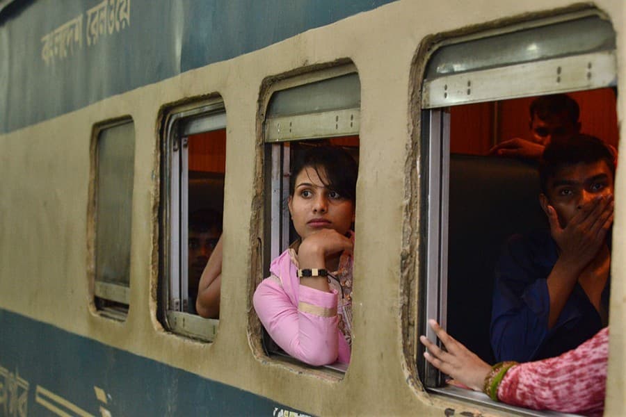 Railway bars travelling with tickets purchased by other names
