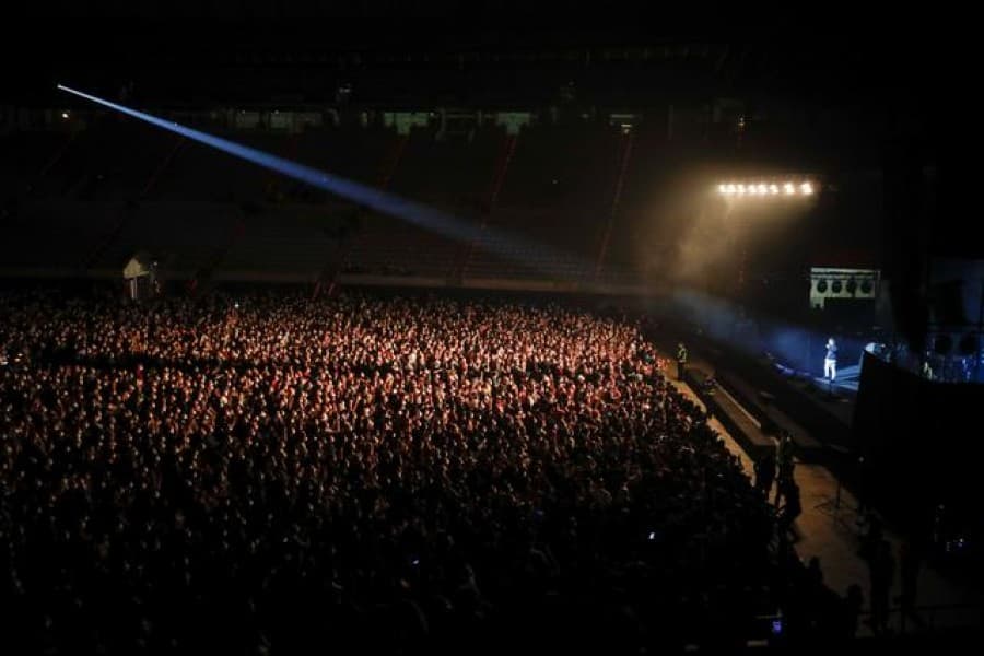 5,000 music fans have Covid tests before non-distanced concert
