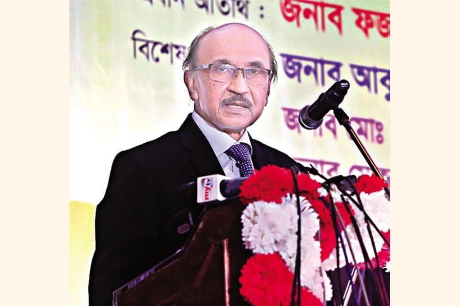 BB governor deplores lax governance in financial sector
