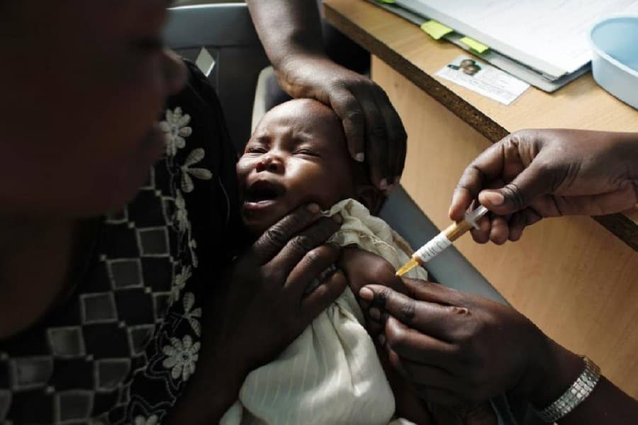 World’s 1st malaria vaccine endorsed