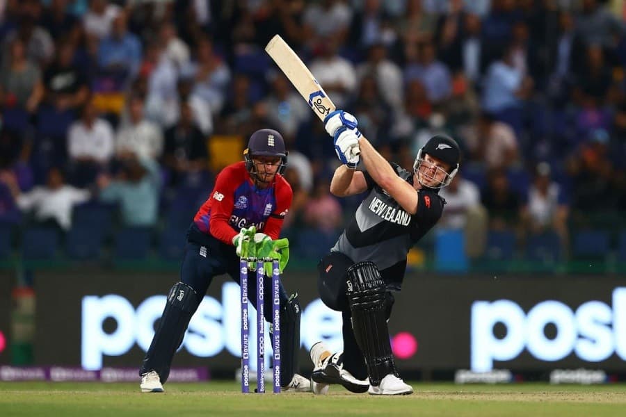 Mitchell, Neesham heroics put New Zealand into the Final