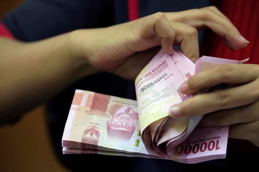Indonesia's forex reserves drop to $130.8b at end-September